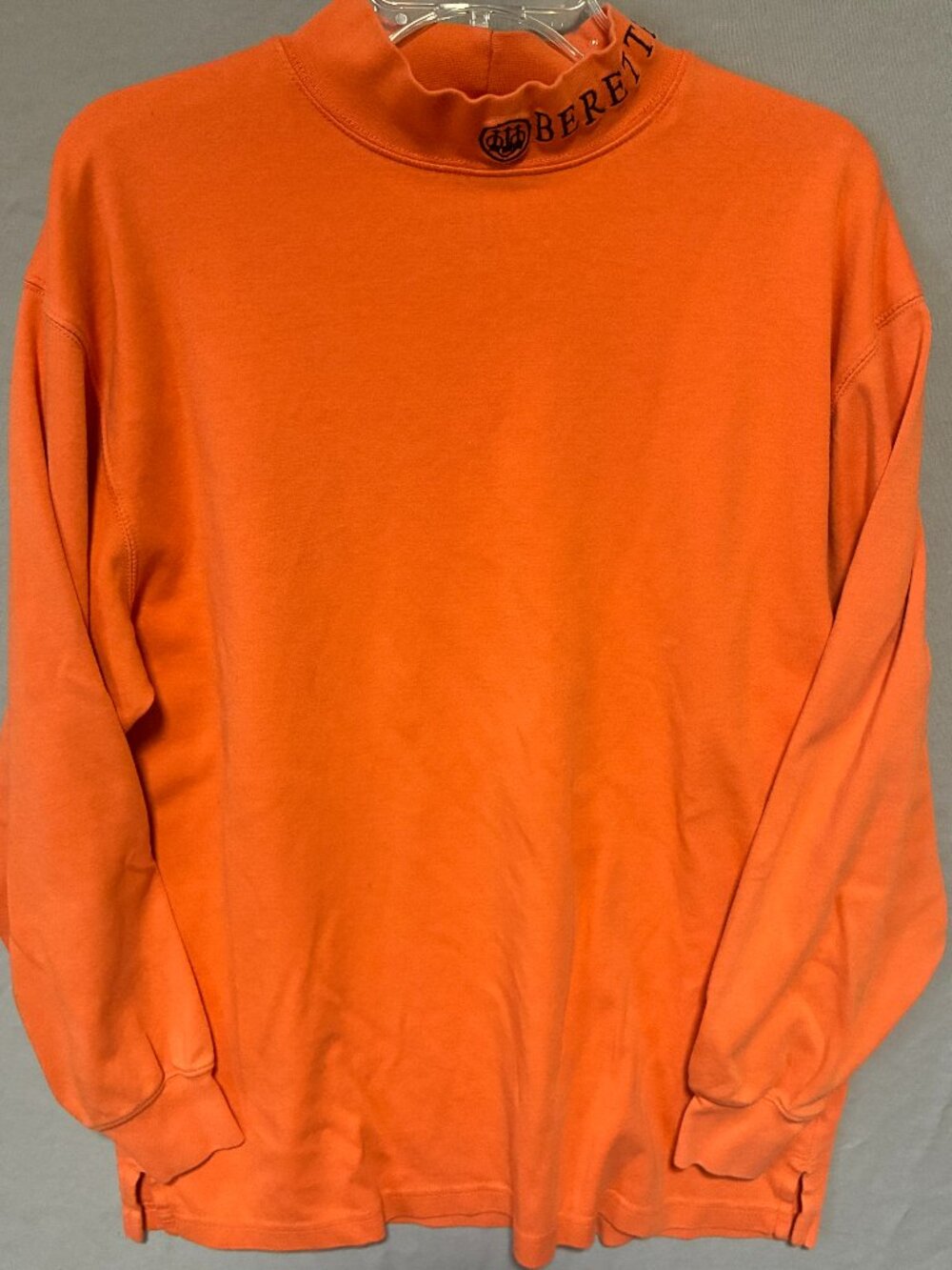 Beretta Firearms Men's Medium Orange Long Sleeve Mock Turtleneck Shirt Italy.